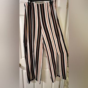 Wide leg striped pants